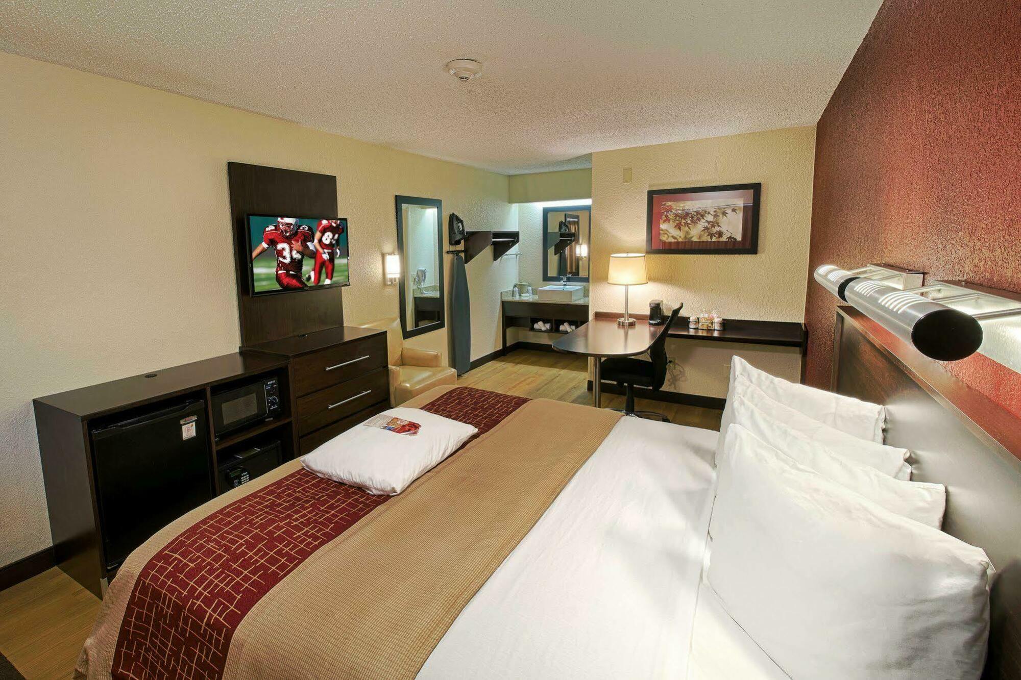 Red Roof Inn Plus+ Philadelphia Airport Essington Luaran gambar